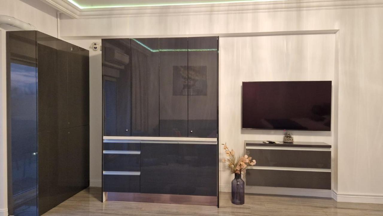 White Tower - Private Studio 106 Mamaja Zewnętrze zdjęcie